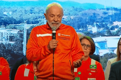 Lula fala sobre 2026: “Brasil terá, pela primeira vez, um presidente eleito quatro vezes” Lula fala sobre 2026: “Brasil terá, pela primeira vez, um presidente eleito quatro vezes”