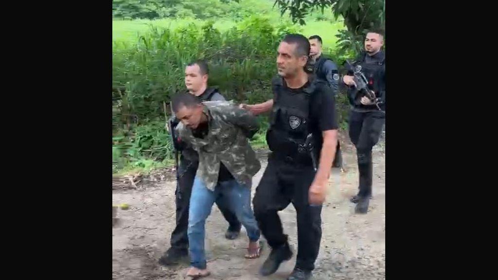 Polícia do RJ prende miliciano suspeito feminicídio na Baixada Fluminense Polícia do RJ prende miliciano suspeito feminicídio na Baixada Fluminense