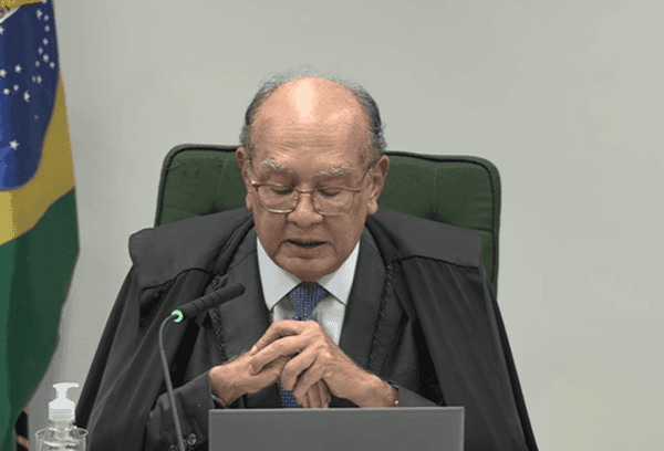 Imagem da notícia: Gilmar vota por prisão domiciliar a pai de Vorcaro
