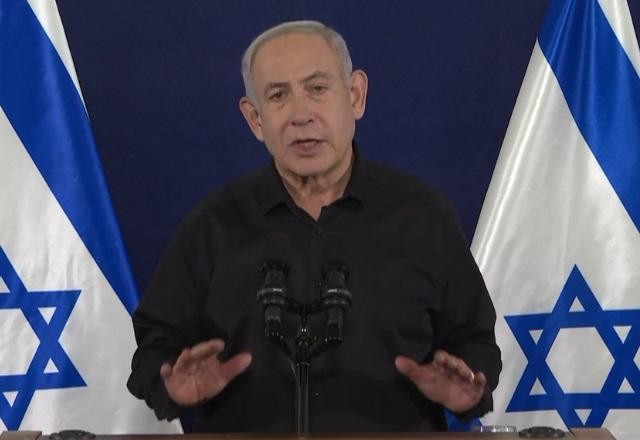 Imagem da noticia Sob pressão, Netanyahu pede perdão por morte de reféns