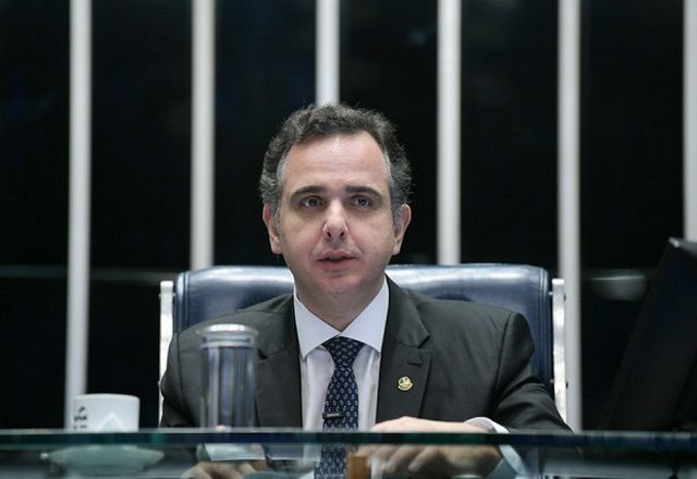 Imagem da noticia Pacheco vai se reunir com governadores para discutir pagamento de dívidas de estados