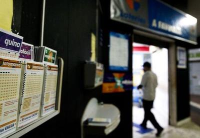 Mega-Sena acumula e prêmio alcança R$ 28,5 milhões Mega-Sena acumula e prêmio alcança R$ 28,5 milhões