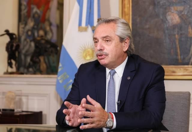 Imagem da noticia Argentina entra em novo confinamento nesta 6ª feira