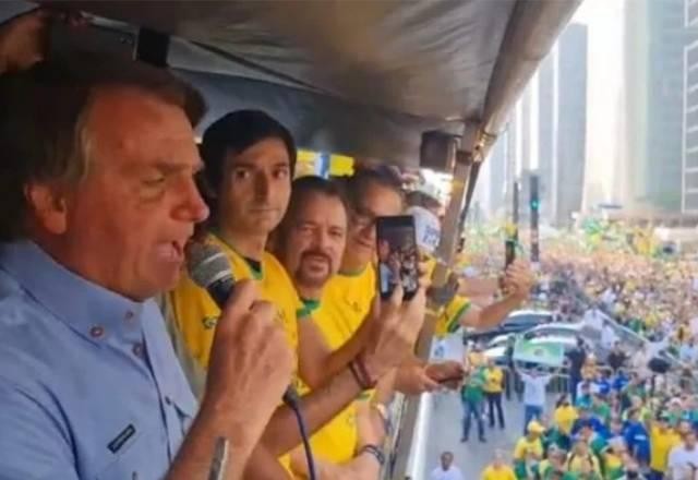 Imagem da noticia Human Rights Watch diz que Bolsonaro ameaça pilares da democracia