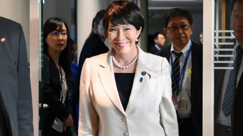 Imagem da noticia Primeira-ministra do Japão afirma não haver planos de renegociar pacote de US$ 550 bilhões com os EUA
