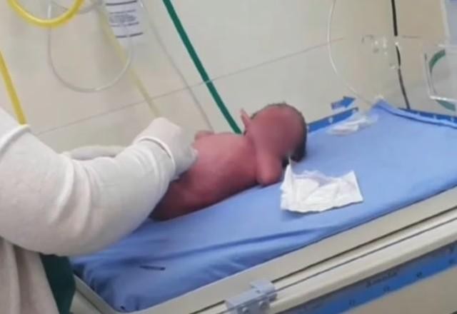 Imagem da noticia Bebê com cordão umbilical é abandonado em hotel no RJ
