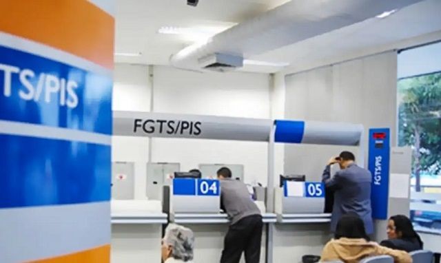 Imagem da noticia Mais de R$ 15 bilhões do FGTS serão distribuídos para trabalhadores