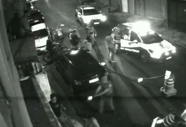 Imagem da noticia VÍDEO: homem é baleado à queima-roupa por policial ao filmar violência militar em SP