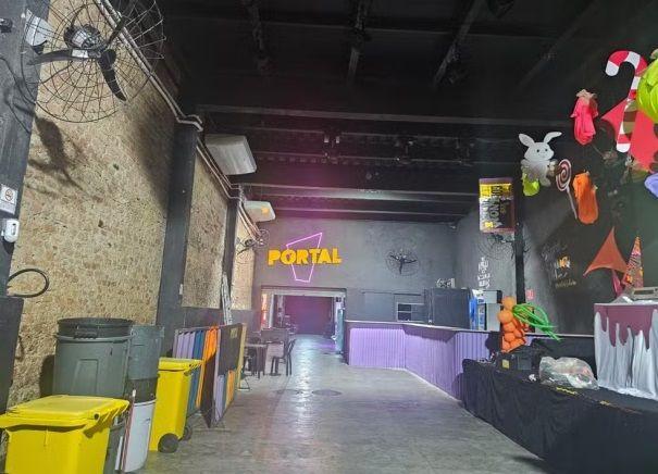 Polícia faz perícia em boate onde estrangeira denunciou estupro coletivo no Rio Polícia faz perícia em boate onde estrangeira denunciou estupro coletivo no Rio