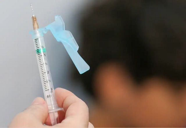 Imagem da noticia Distrito Federal começa a vacinar adolescentes de 12 a 14 anos contra a dengue